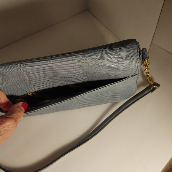 Anne Klein Leo Lizard Blue Shoulder bag Purse Gold Chain Hardware - Picture 3 of 14